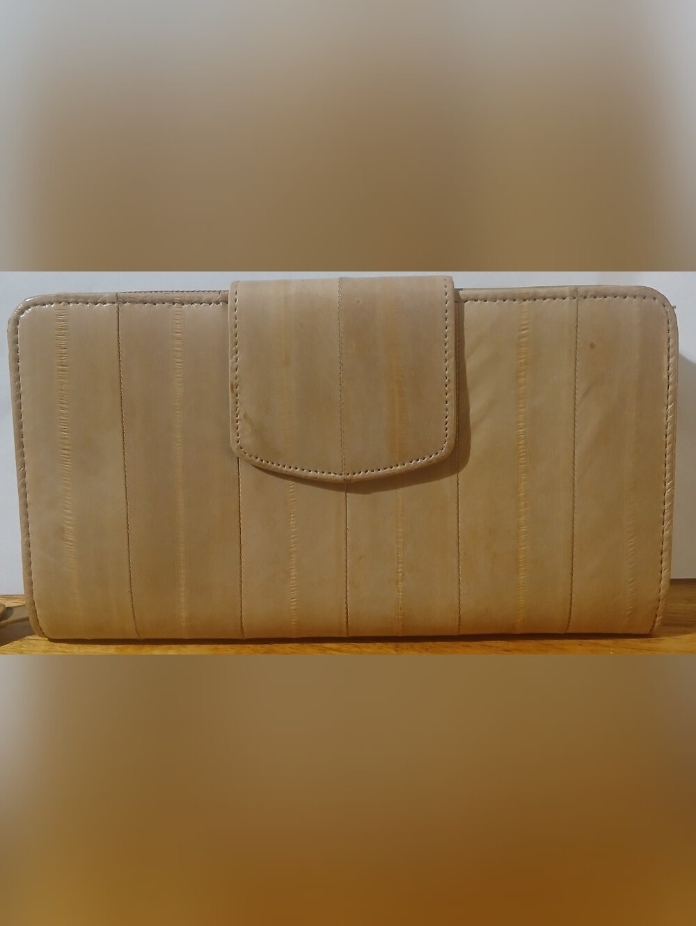 Eeelskin & Leather Vintage Wallet